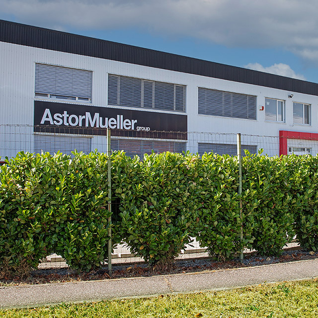 Comercial și imobiliare